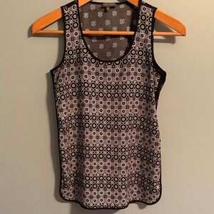 🍂3 for $15🍂 Vince Camuto Black and White Geometric Tank Top